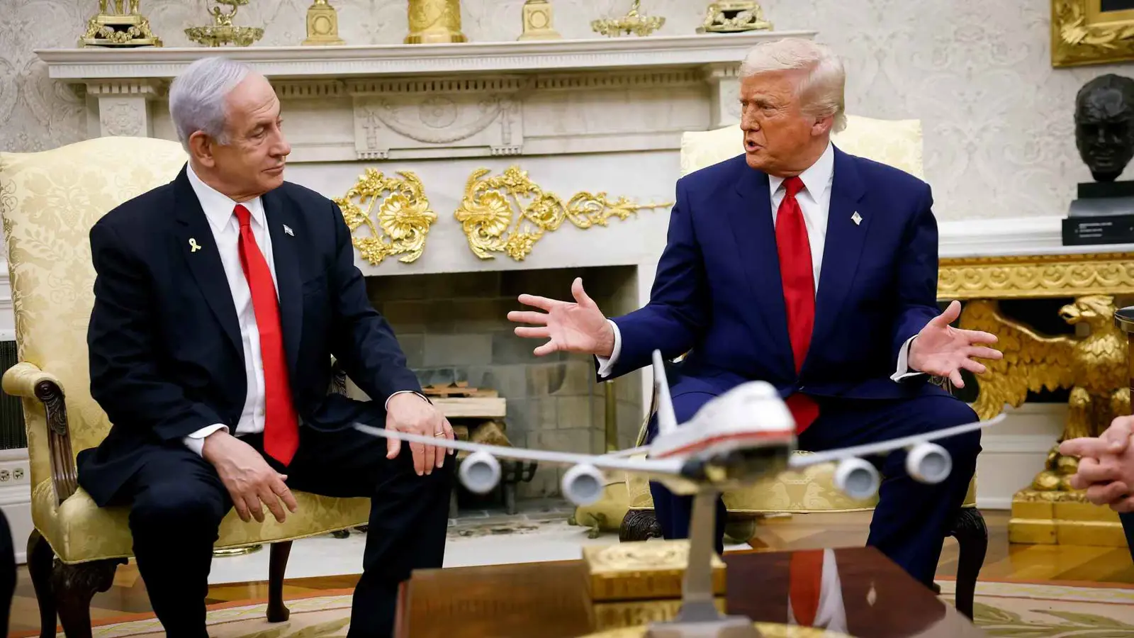 نتنياهو يخطط للقاء ترامب في واشنطن بعد تجنبه دافوس