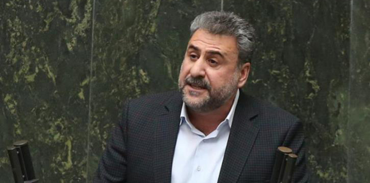 مسؤول إيراني يتهم روسيا بالتآمر مع أمريكا لوقف بيع نفط بلاده