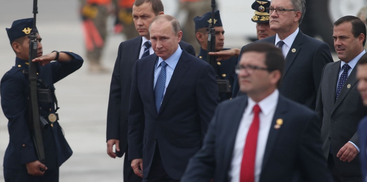 الرئيس الروسي يصل تركيا في زيارة رسمية (صور)