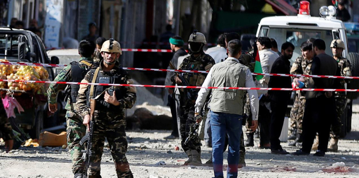 مقتل 72 شخصا على الأقل بهجومين على مسجدين في أفغانستان