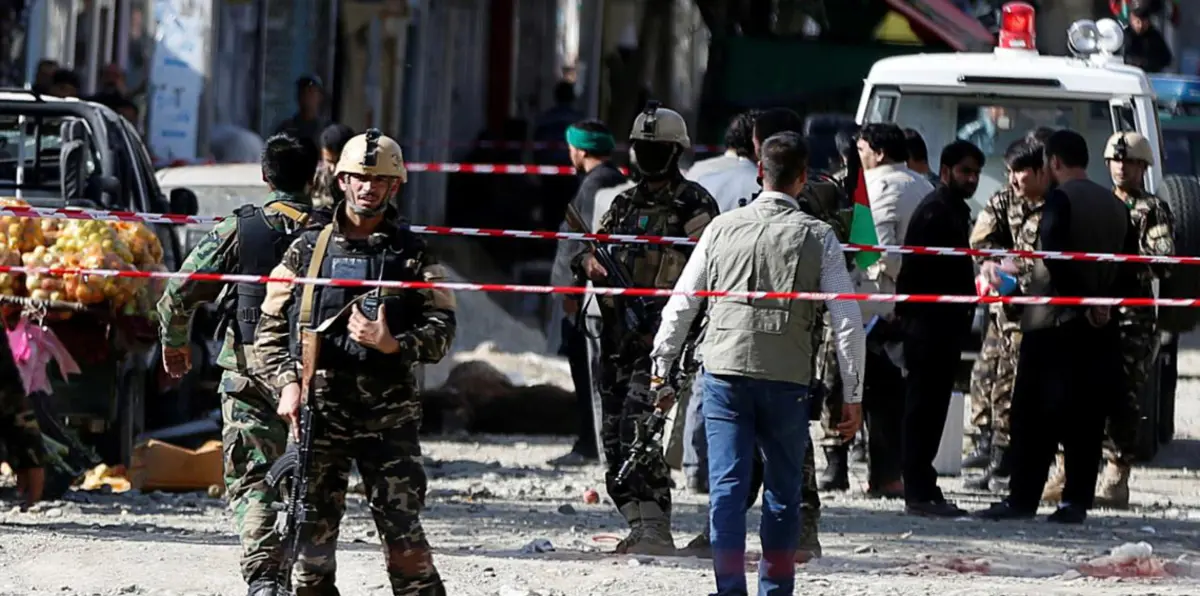 مقتل 72 شخصا على الأقل بهجومين على مسجدين في أفغانستان