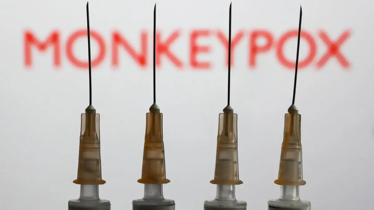 فاوتشي: جدري القرود سيستمر في الانتشار.. ويجب تلقيح المثليين أولا