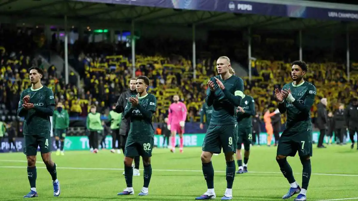 مدرب إسباني يتدخل لإنقاذ عمر مرموش