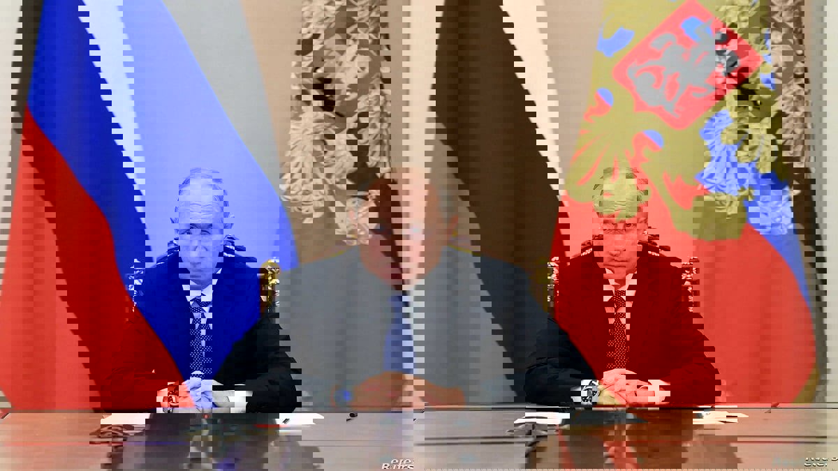 وسط أزمة دبلوماسية.. بوتين يندد بـ"سخافة" الاتهامات التشيكية لروسيا