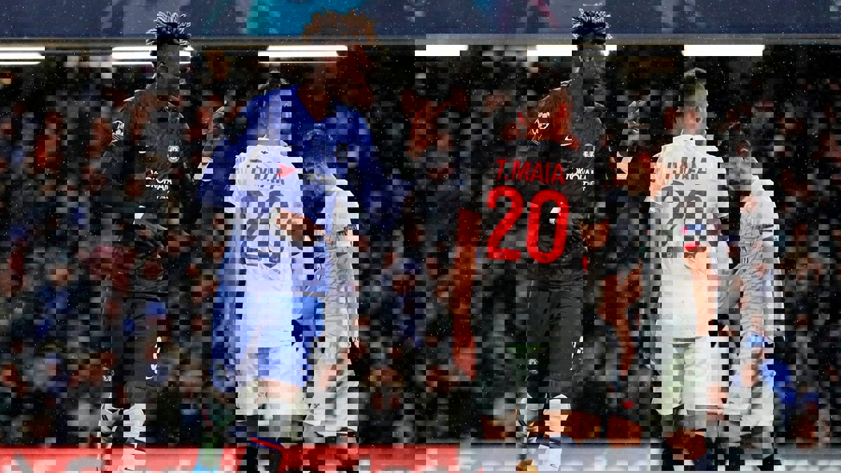 تشيلسي وفالنسيا يحجزان مكانيهما في ثمن نهائي دوري أبطال أوروبا على حساب أياكس (فيديو)