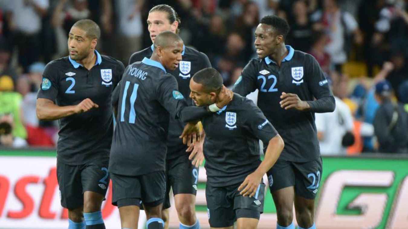 8 إصابات تزلزل منتخب انجلترا