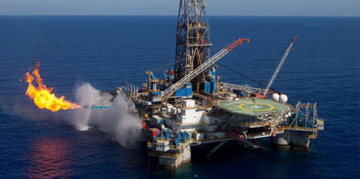 لماذا أوقفت إسرائيل عمليات التنقيب عن الغاز قرب لبنان؟