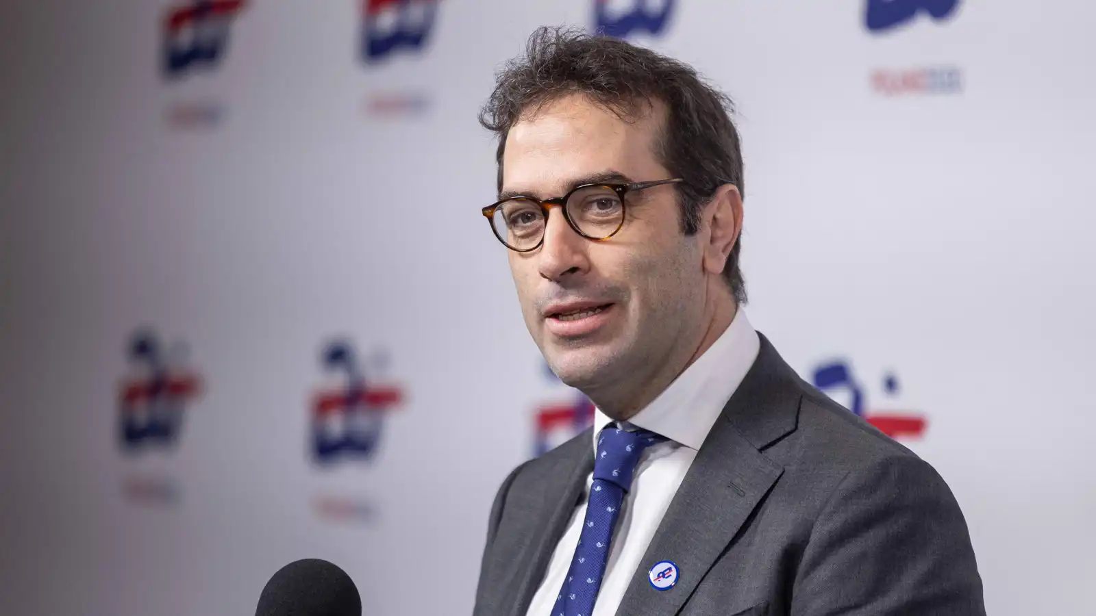 إسبانيا تعلن قرارات جديدة ضد إسرائيل