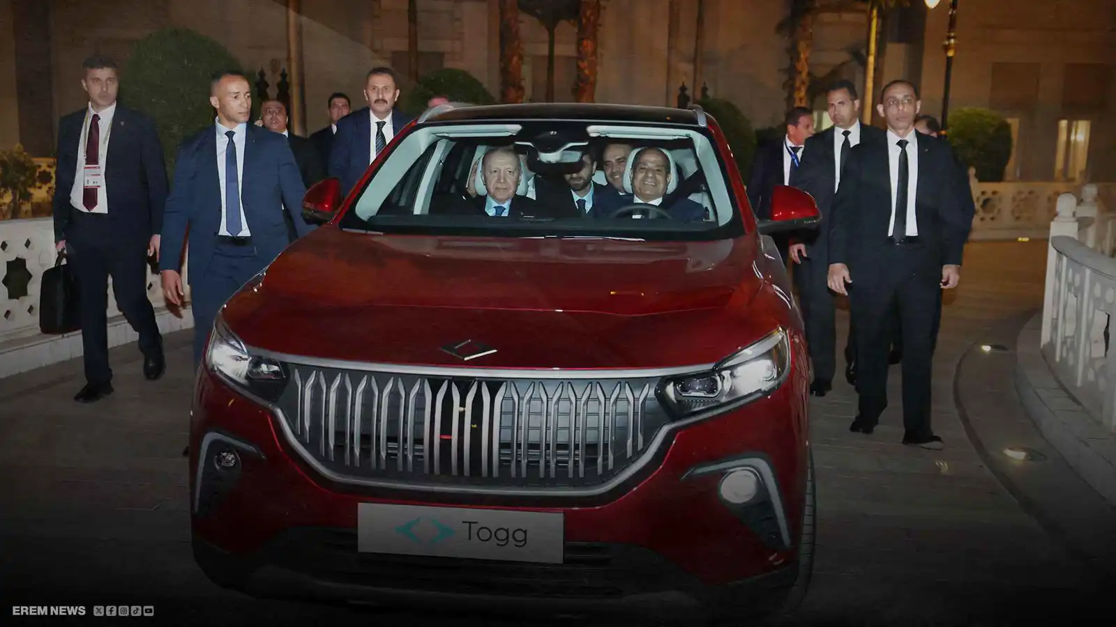 سيارة بمساعد هولوغرافي وشحن سريع.. مواصفات هدية أردوغان للسيسي (فيديو إرم)