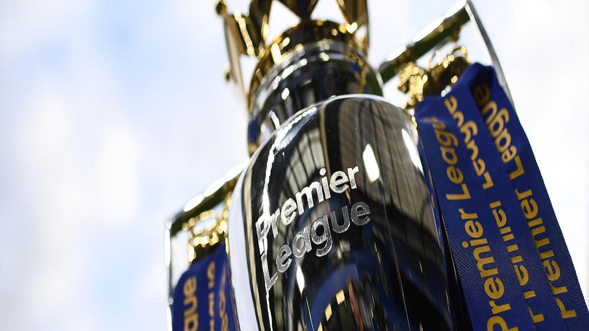 رابطة الدوري الإنجليزي تسعى لإقناع اللاعبين "الخائفين" باستئناف الموسم