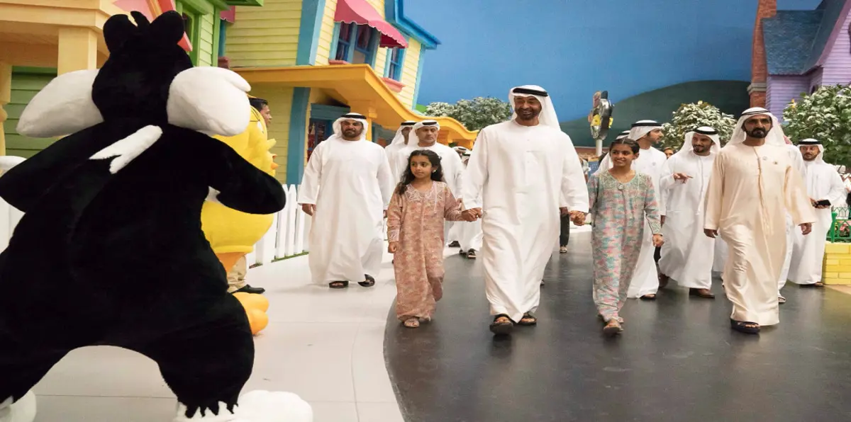 الإمارات تدشن "وارنر براذرز" إحدى أكبر المدن الترفيهية المغطاة في العالم