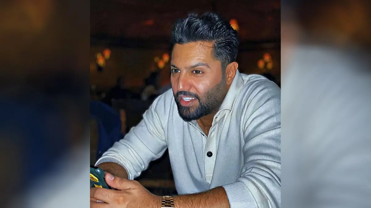 يعقوب بوشهري يتقدم بشكوى ضد قناة الحدث "لعرضها صورته كعالم نووي"