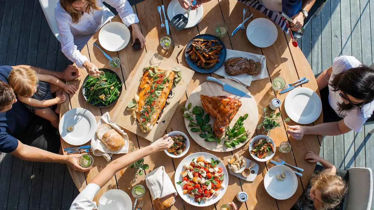 خبيرة تغذية تكشف عن عادات بسيطة تُحدث فرقاً كبيراً في صحتك