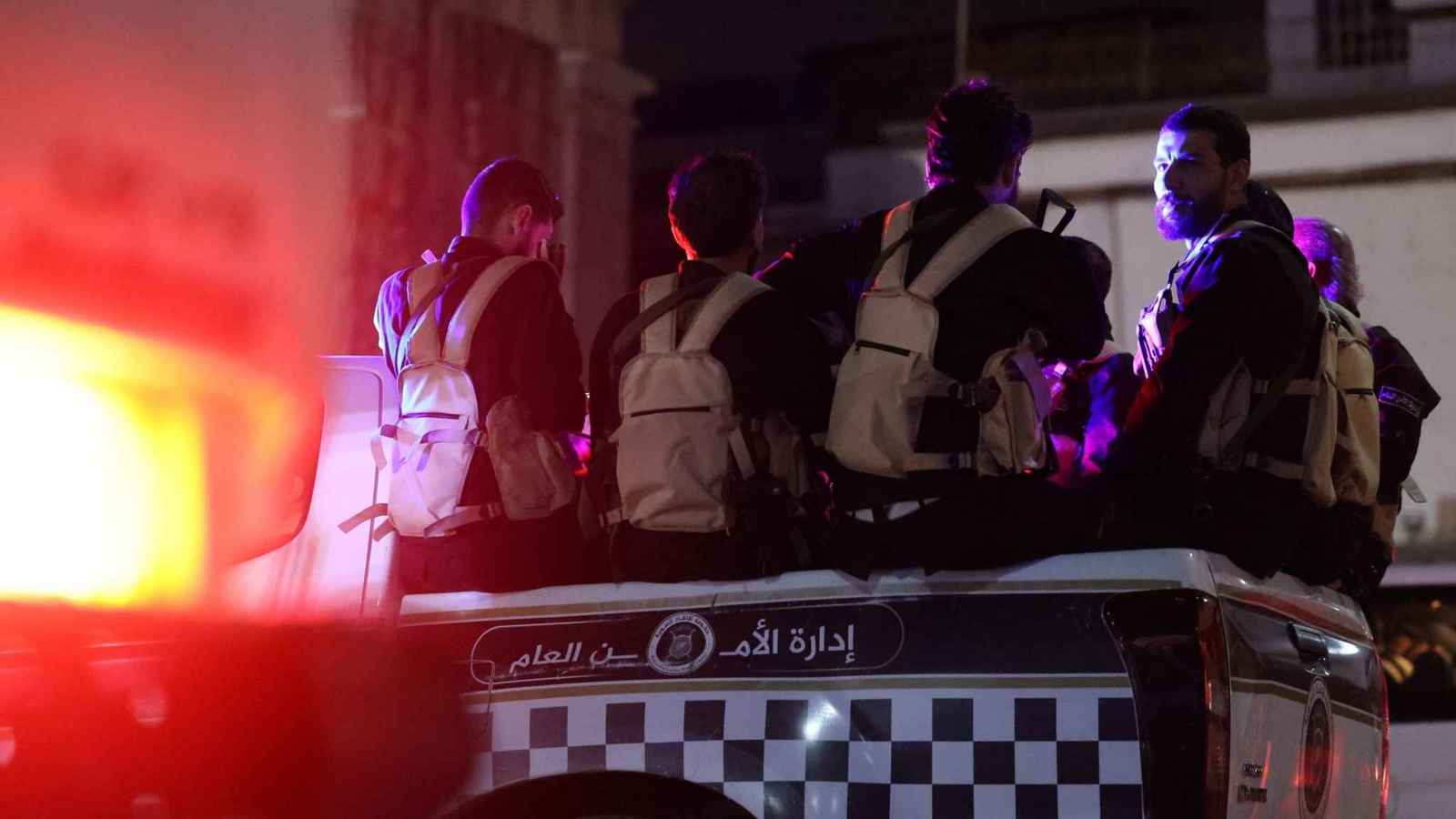 "قامع الثوار".. اعتقال ضابط بارز بكتيبة "حفظ النظام" في جيش الأسد (صور)