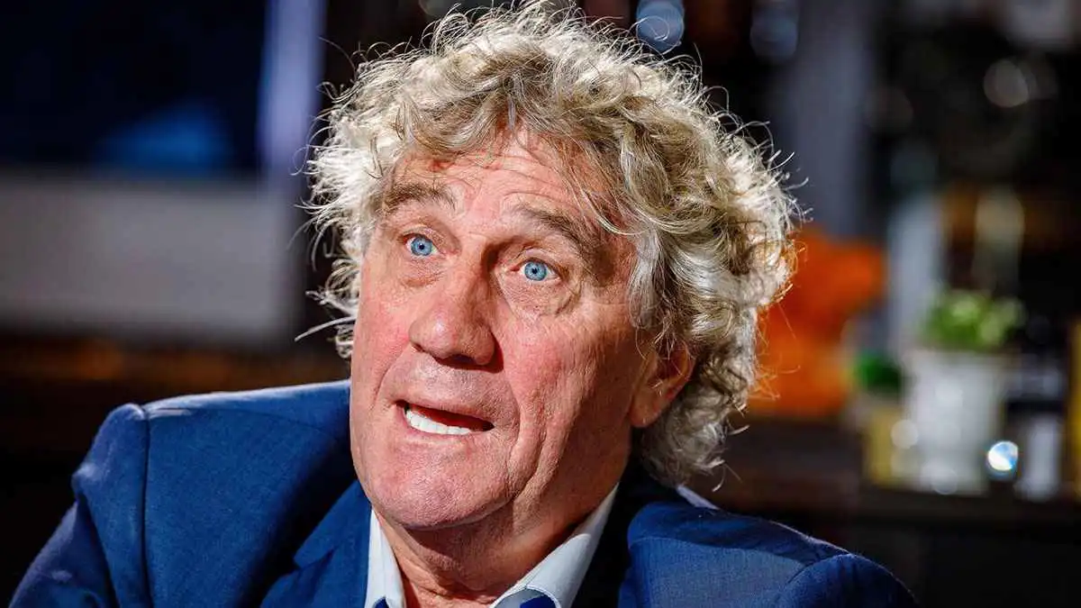 أسطورة بلجيكا لـ"إرم نيوز": كورتوا الأعظم "في هذه اللحظة".. والسيتي كان كارثيًا