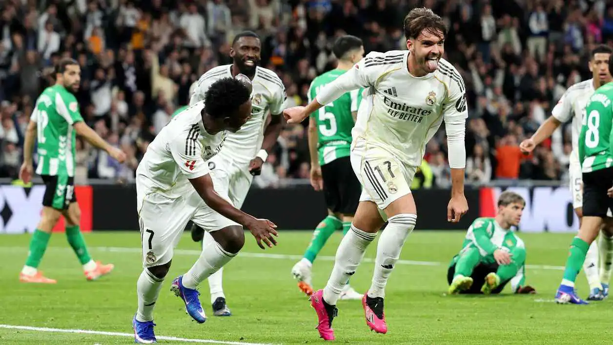 بعد خلافه مع أربيلوا.. عروض سعودية لراؤول أسينسيو