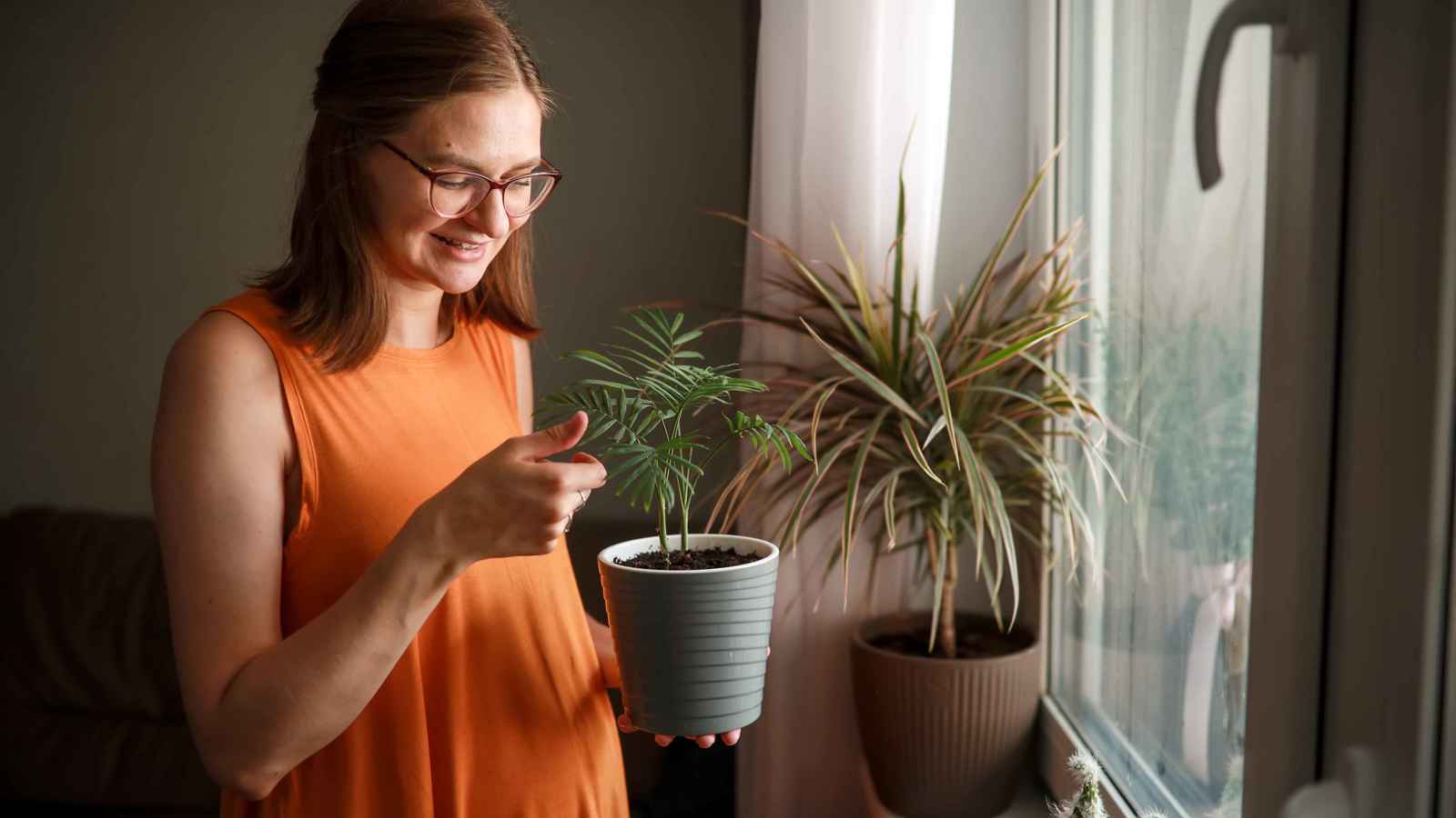 منها التراب.. لماذا ترغب بعض الحوامل في تناول مواد غير غذائية؟