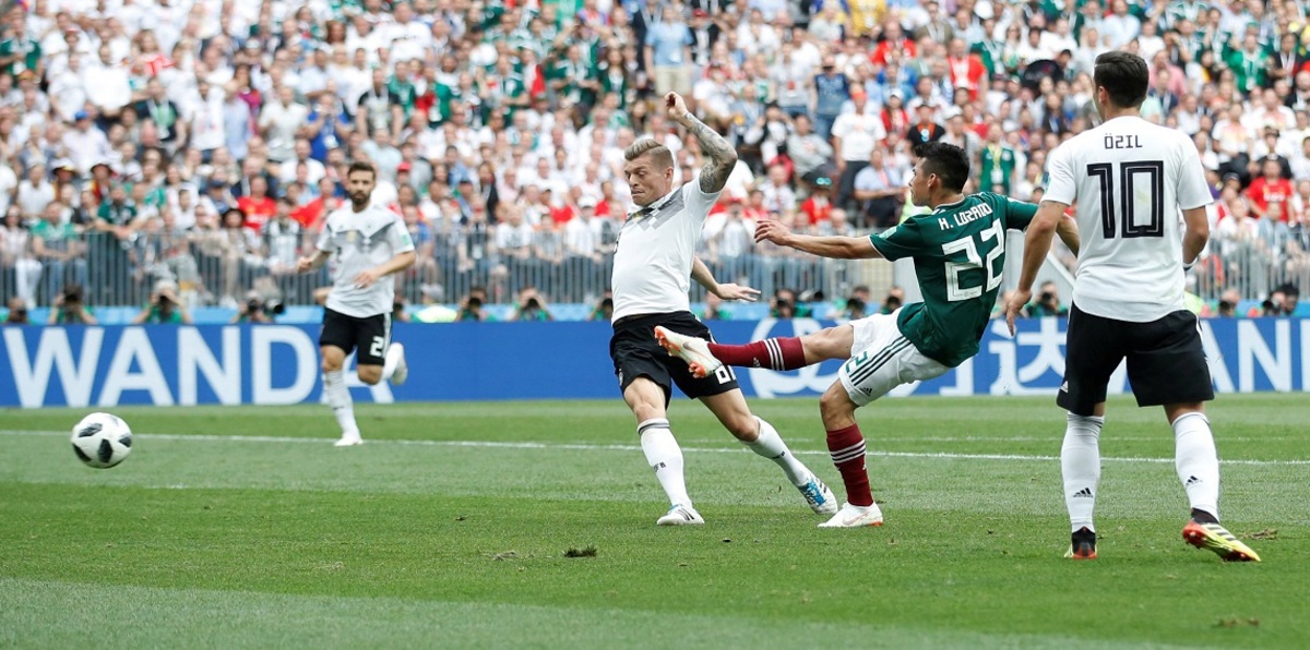 هدف مباراة ألمانيا والمكسيك.. هيرفينغ لوزانو يخترق شباك نوير بطريقة رائعة (فيديو)