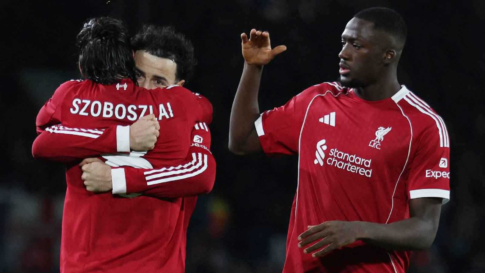 "تخلصوا منه في يناير".. ثورة غضب جماهيرية ضد نجم ليفربول