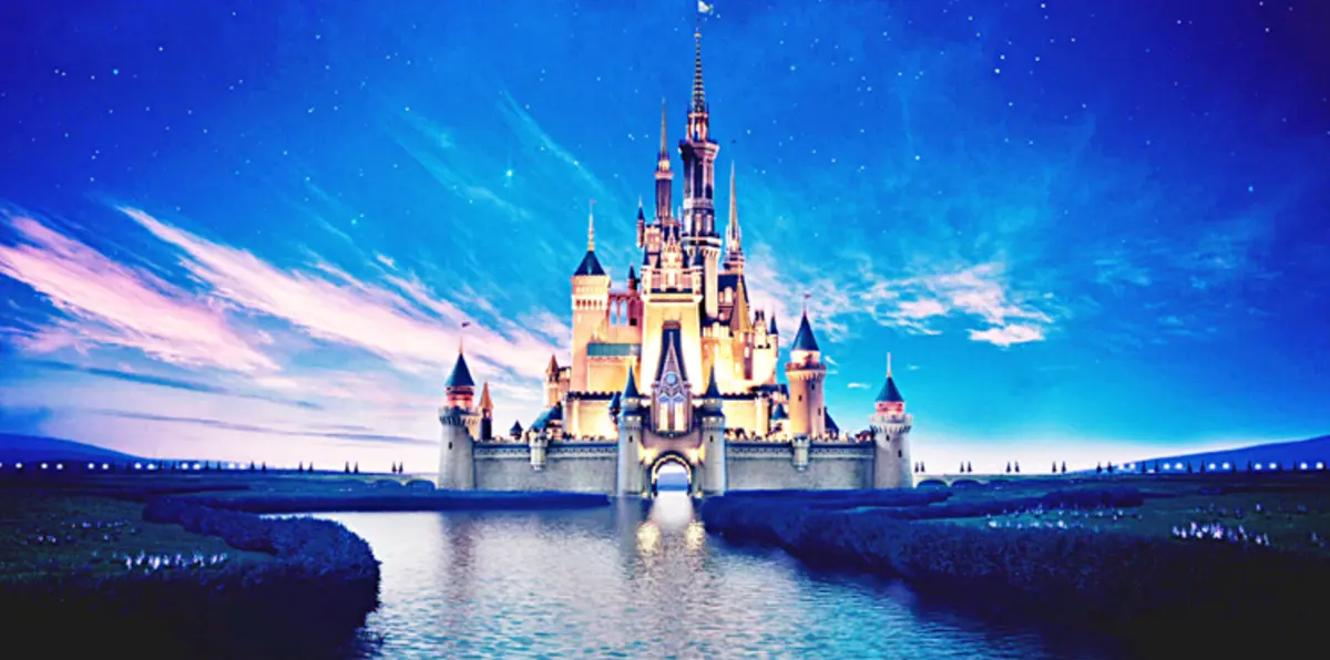 ديزني تقيم عرضا على الإنترنت لألعاب فيلم حرب النجوم الجديد‎