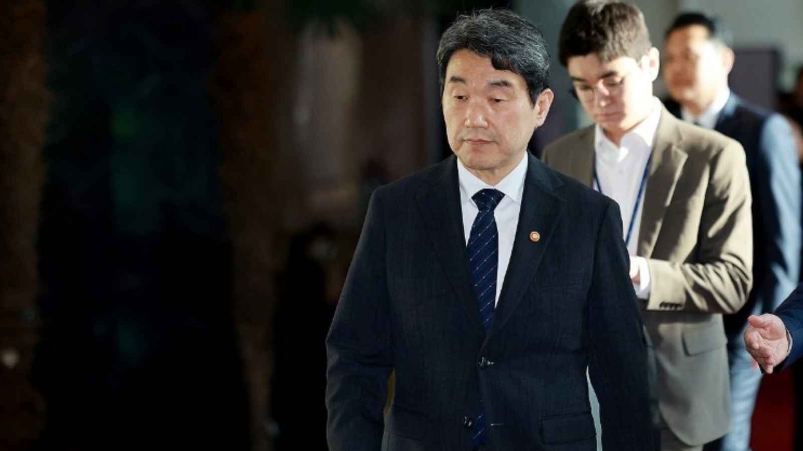 لي جو هو يتولى منصب الرئيس المؤقت لكوريا الجنوبية