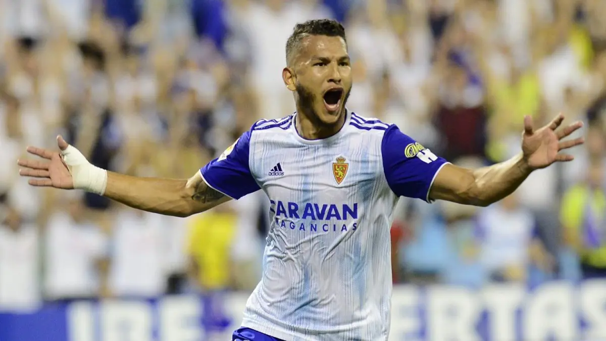 هل يكون لويس سواريز الجديد طوق النجاة لنادي برشلونة؟