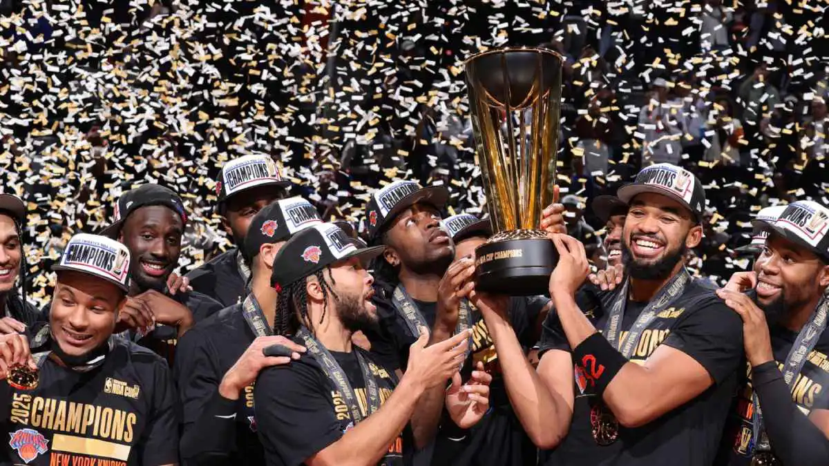 نيكس يهزم سبيرز ويتوج بلقب كأس دوري كرة السلة الأمريكي للمحترفين