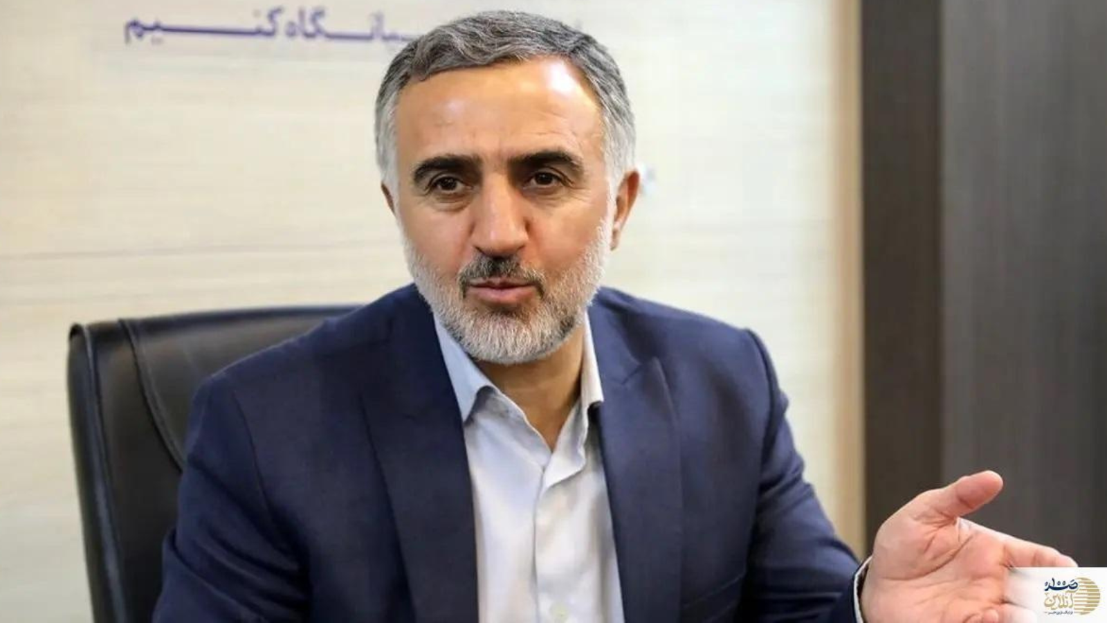 "مؤشرات قوية".. نائب إيراني يتهم إسرائيل بتفجير ميناء شهيد رجائي