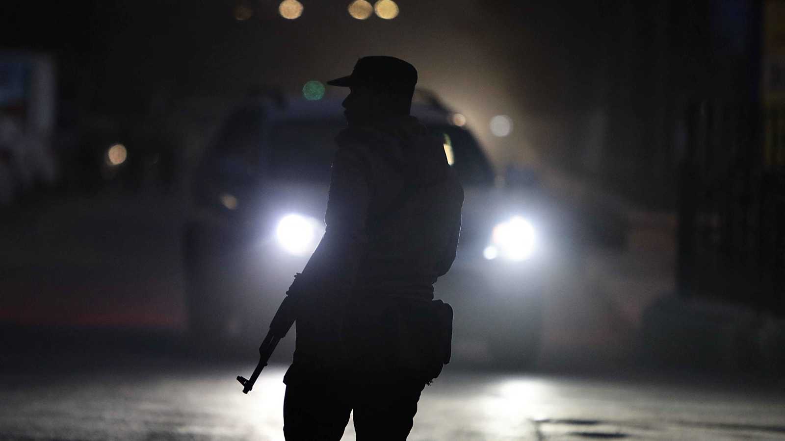 الجيش السوري يتهم "قسد" بالاختباء في "أنفاق تحت الأرض" بحلب