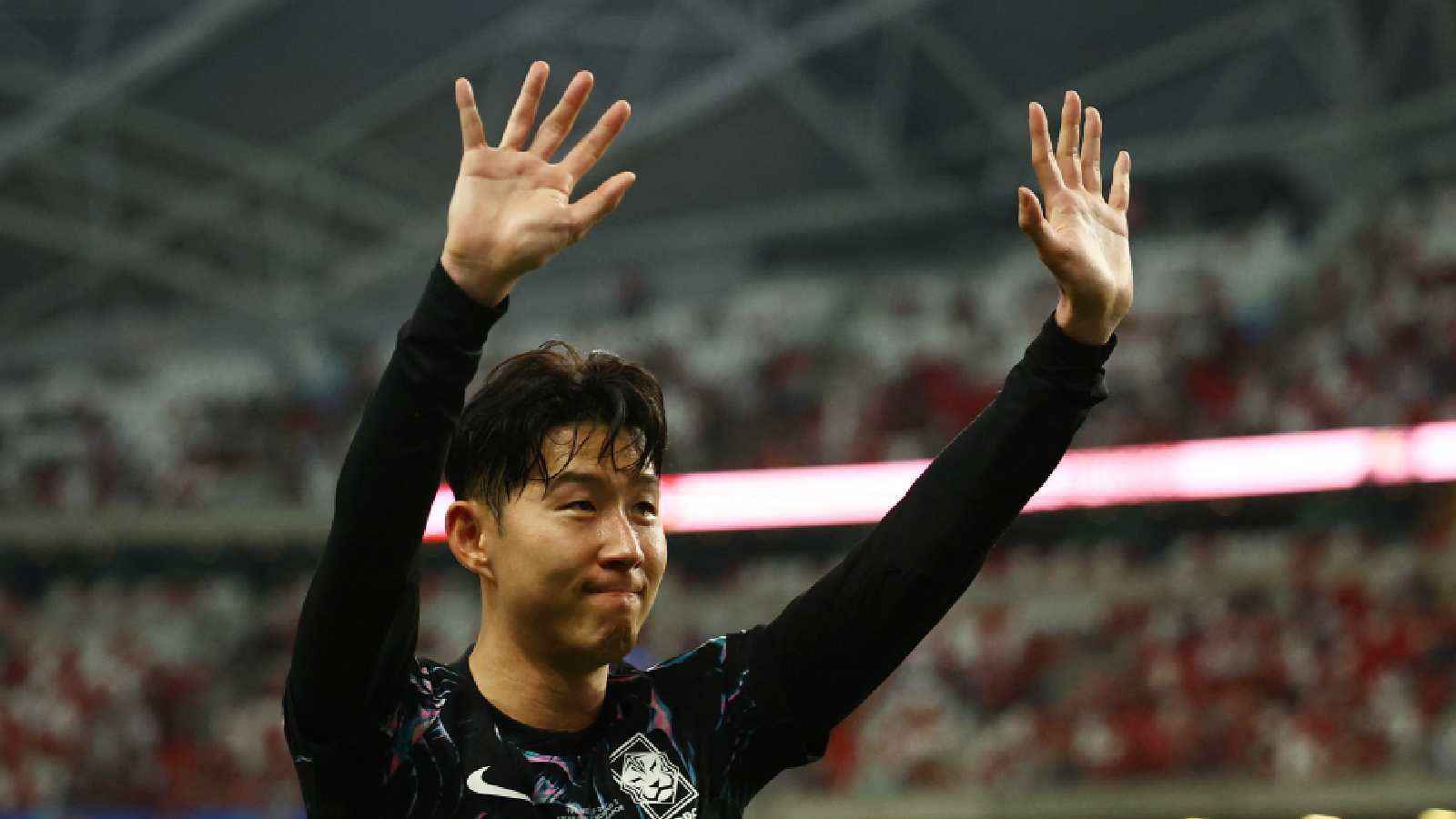 فضيحة مدوية تهدد عائلة نجم توتنهام الإنجليزي