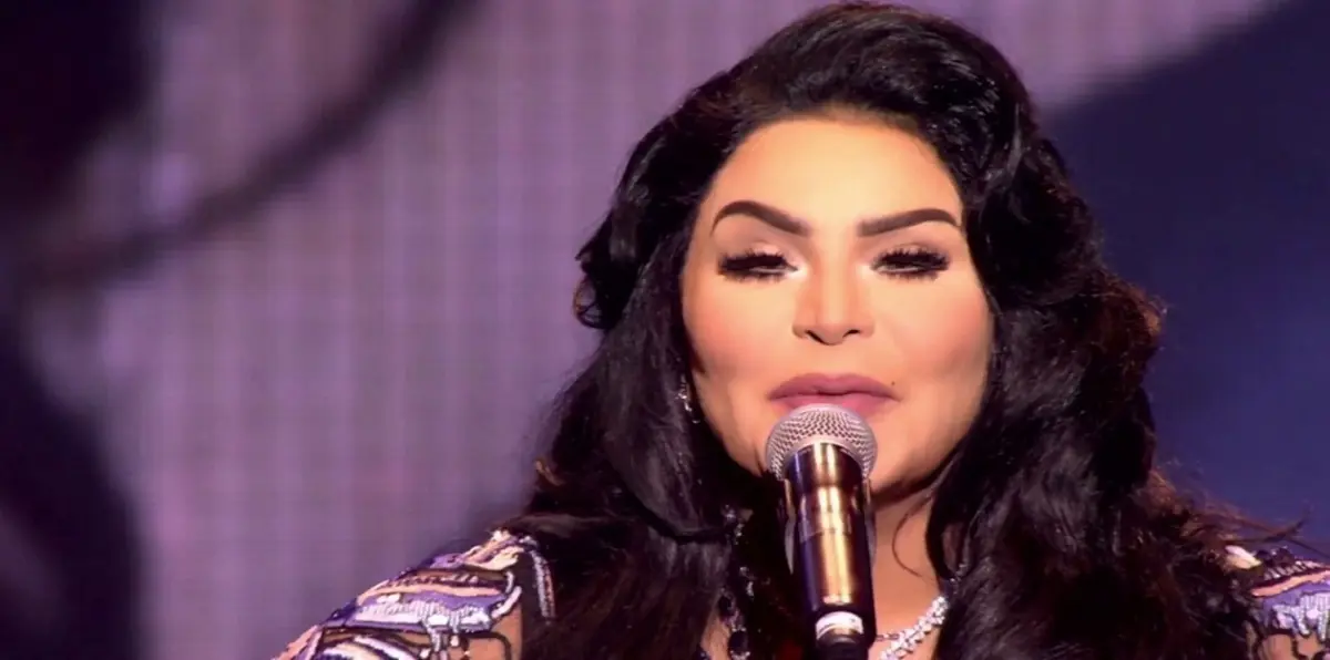 أحلام تسرب انضمامها للجنة تحكيم "ذا فويس" بطريقة خاصة (فيديو)