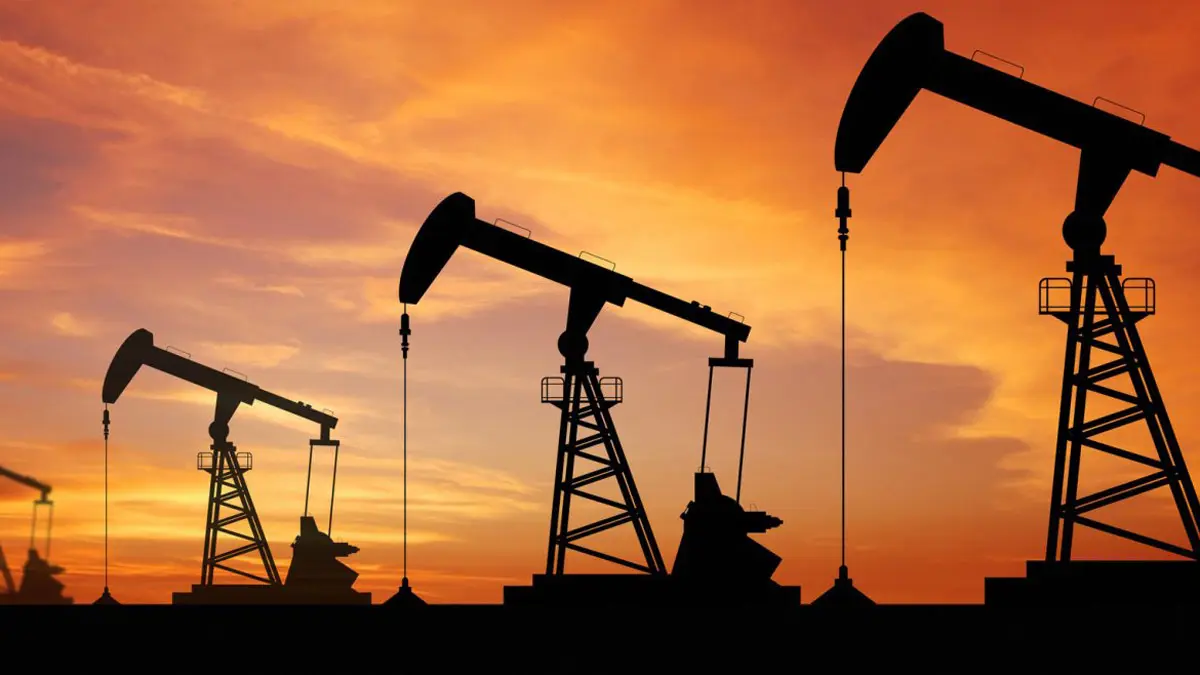 تهديدات ترامب "الجمركية" ضد الصين تهبط بأسعار النفط