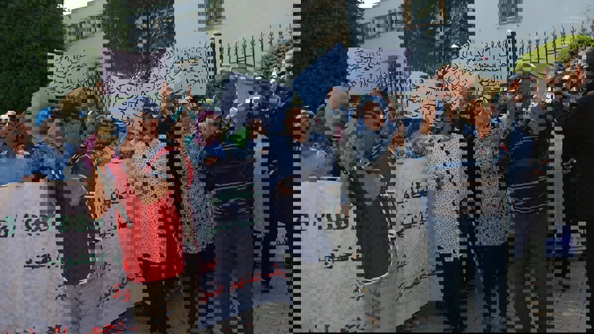 ينذر تفاقمها بتعميق الأزمات.. ثلاثة من بلدان المغرب العربي تشهد موجة احتجاجات متزامنة (فيديو)