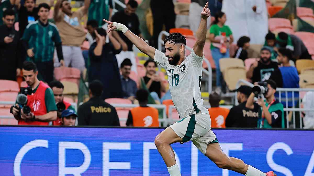 "كنز الأخضر".. ماذا قدم صالح أبو الشامات أمام إندونيسيا؟