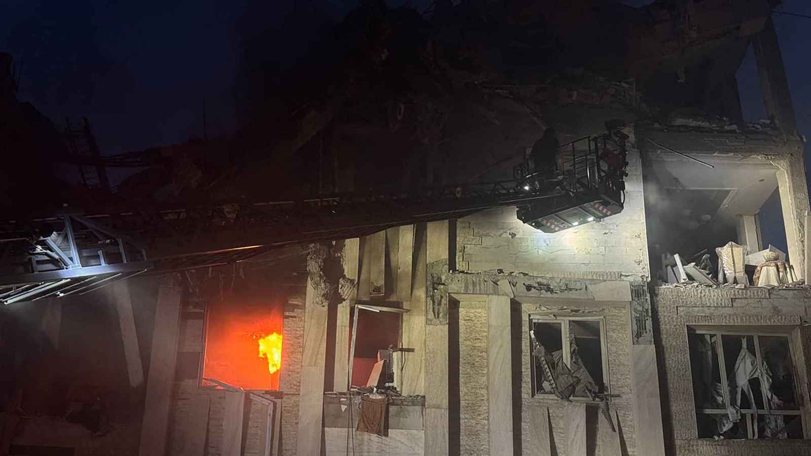 بالتزامن مع الضربة.. الموساد قاد عمليات تخريب سرية في عمق إيران