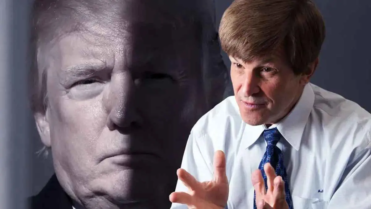 هاريس أم ترامب؟.. نوستراداموس الانتخابات الأمريكية يكشف هوية الفائز