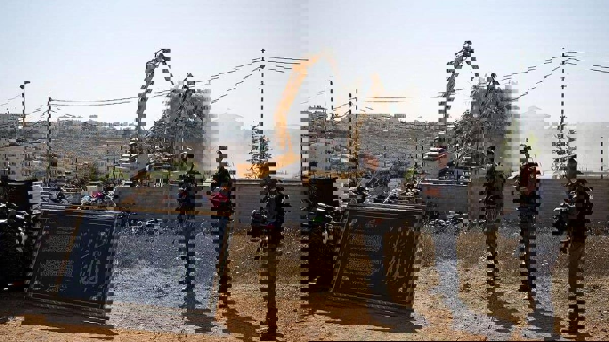 رغم دفعهم الضرائب.. إسرائيل تصر على هدم منشآت المقدسيين
