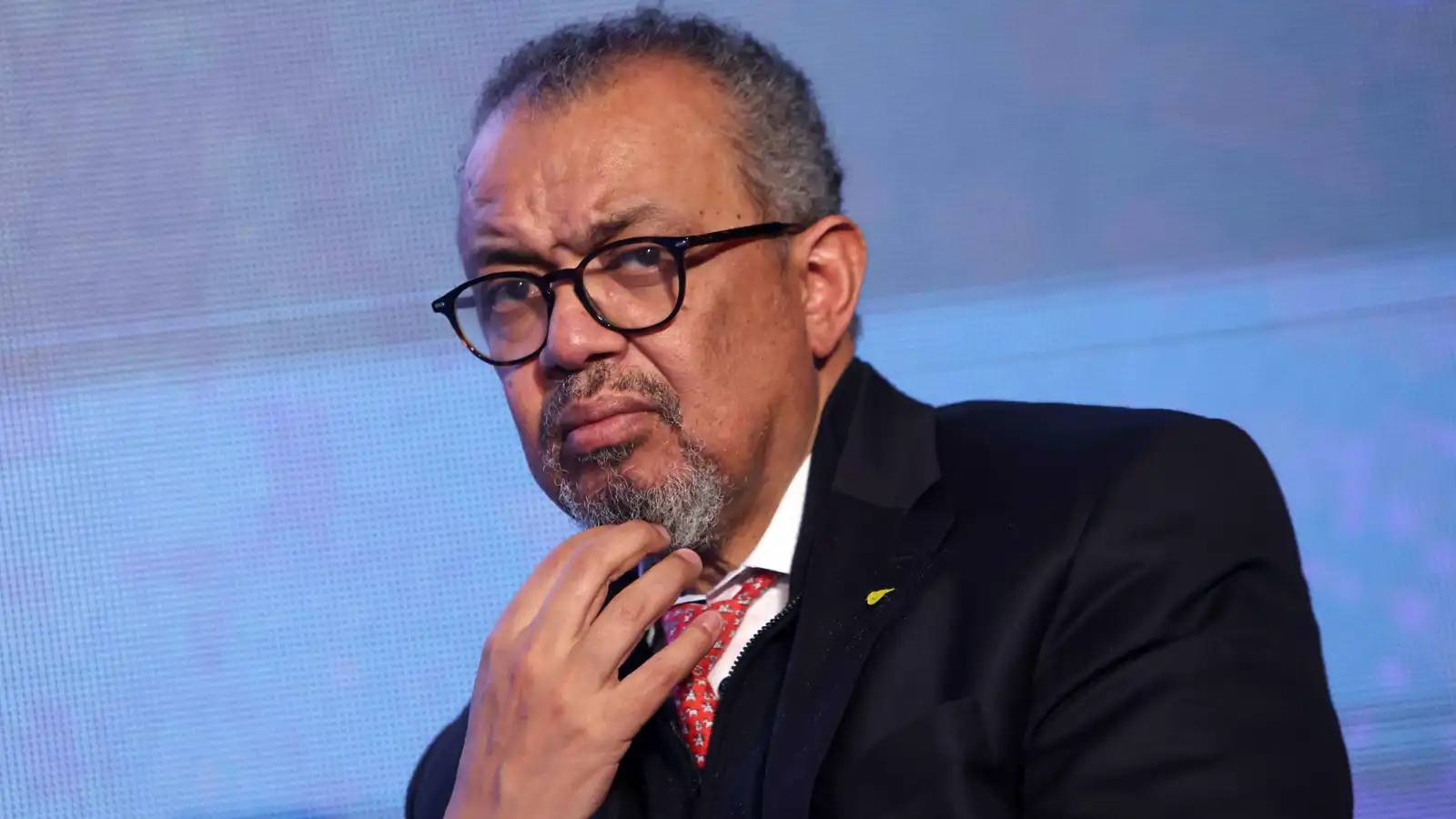 الصحة العالمية تدين مقتل 12 عاملاً صحياً إثر غارة على لبنان