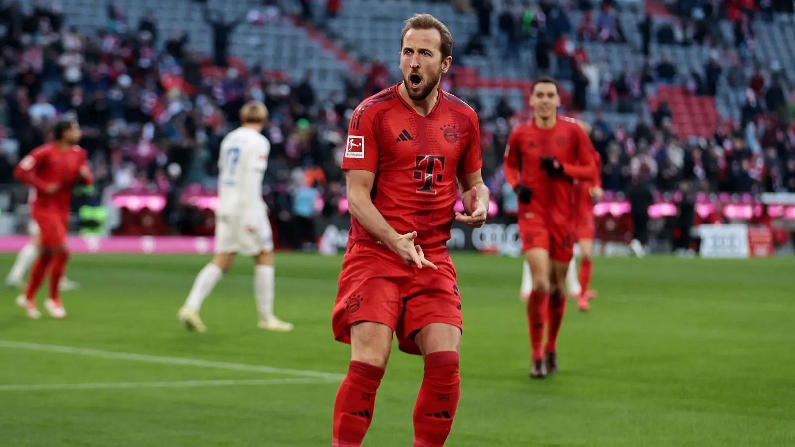 ترتيب الدوري الألماني.. بايرن ميونخ ينجو من "ريمونتادا" هولشتاين ويعزز صدارته