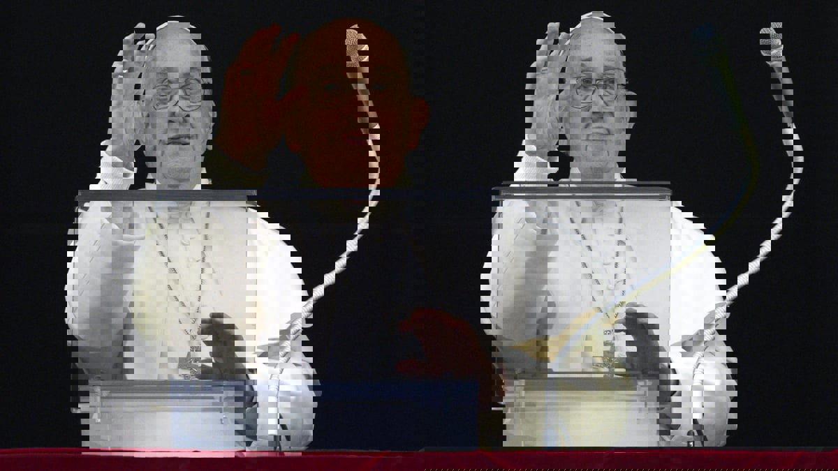 البابا فرنسيس: "قلبنا الليلة في بيت لحم"