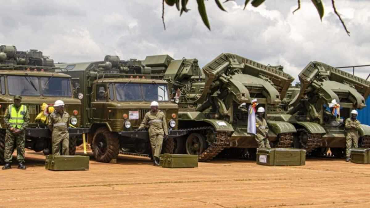 تعاون عسكري يتعمق.. أوغندا تتسلم أسطولًا من المعدات الروسية المتقدمة