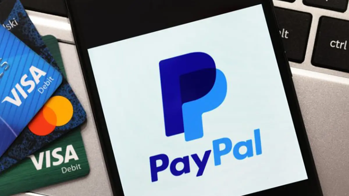 "باي بال" للخدمات المالية عبر الإنترنت توقف أنشطتها في روسيا