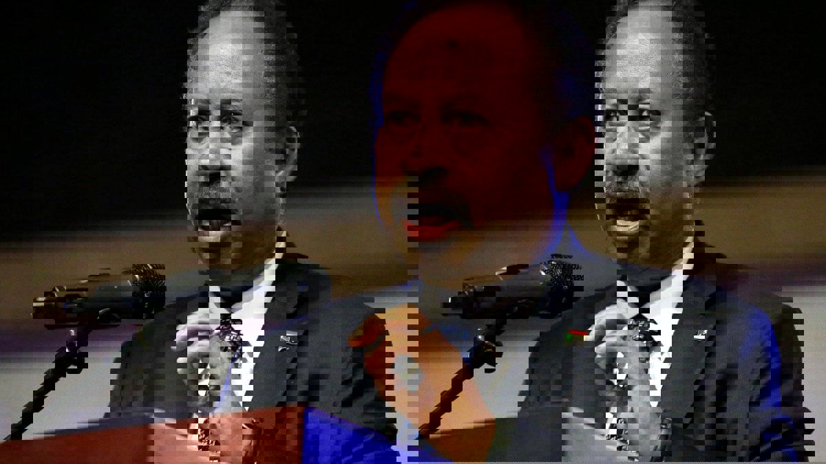 رئيس الوزراء السوداني يطلق مبادرة وطنية للخروج من "الأزمة السياسية" (فيديو)