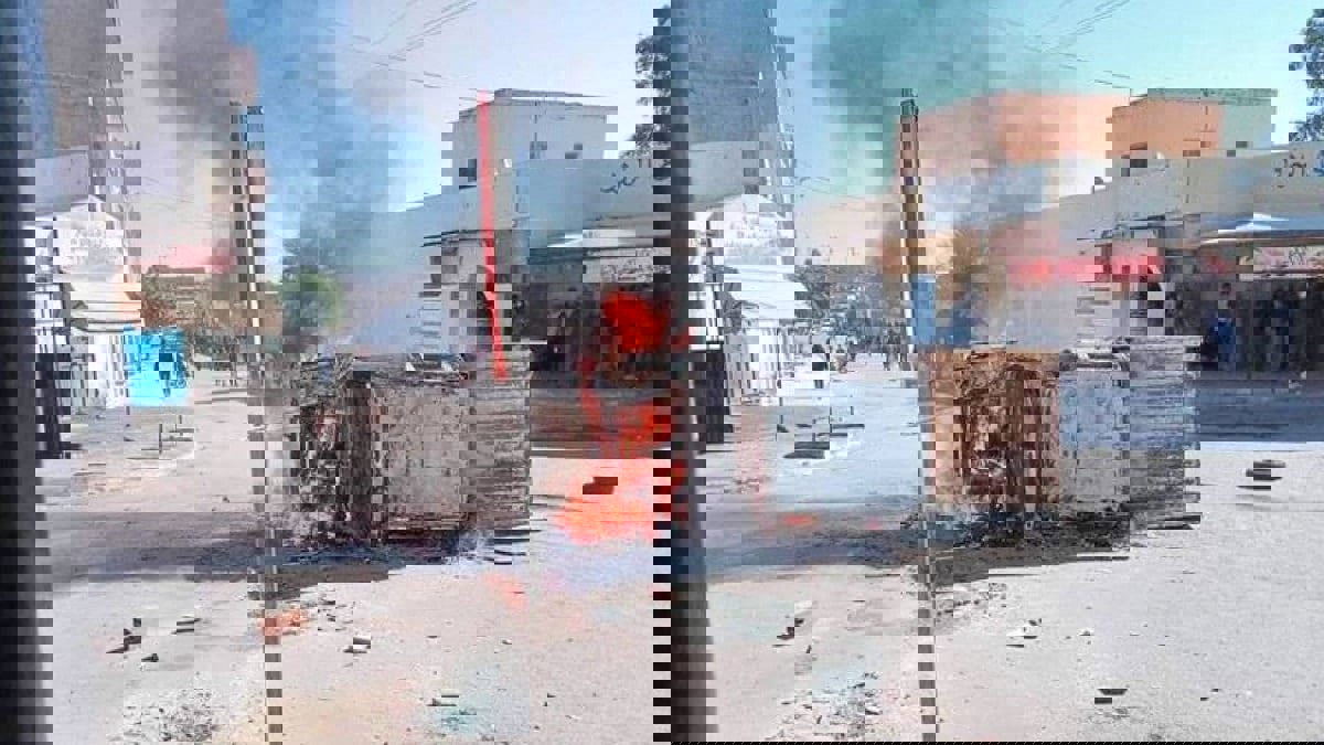 بعد هدم كشك على رأس صاحبه.. توقيف مسؤول أمني في سبيطلة التونسية