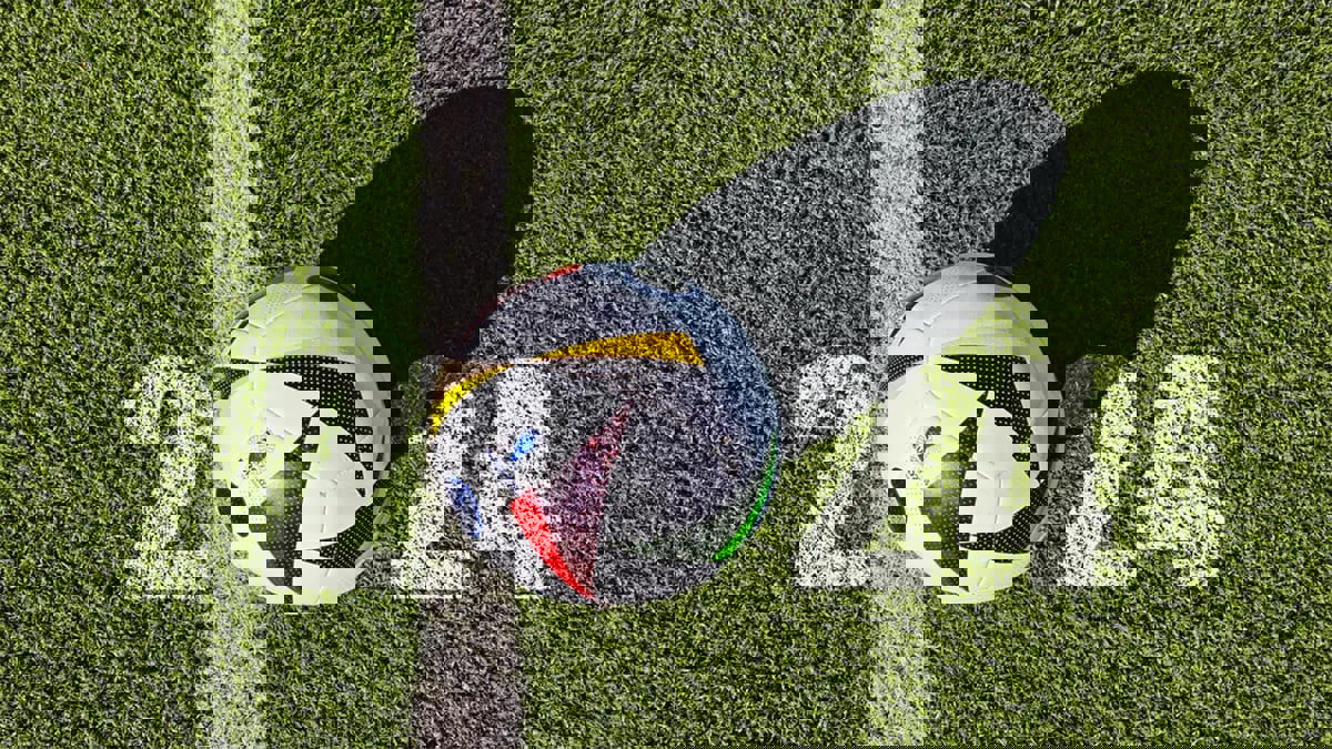 "يويفا" يعتزم رفع قوائم منتخبات يورو 2024 إلى 26 لاعبًا