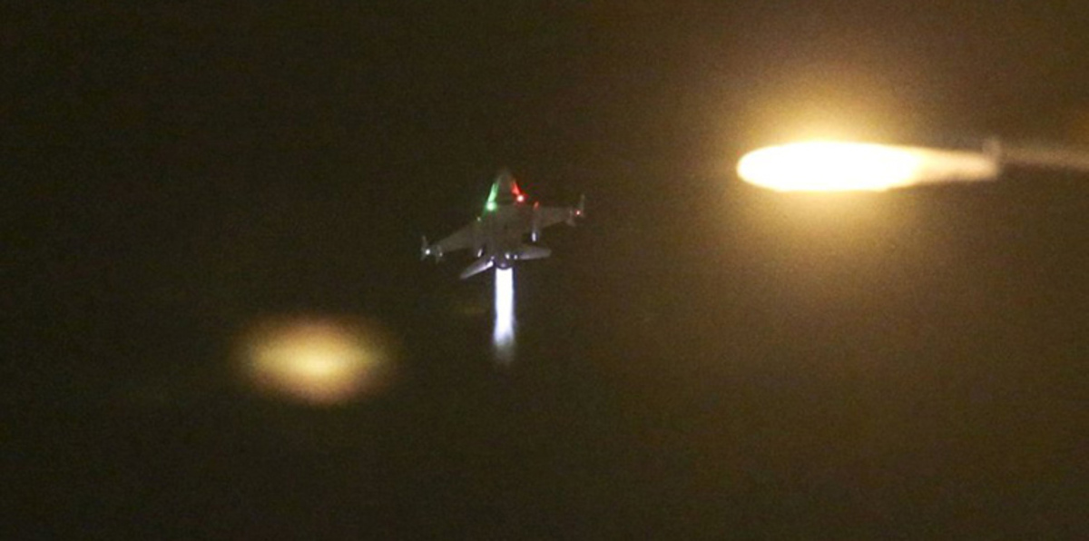 مقاتلات الانقلابيين تحرشت بطائرة أردوغان.. لماذا لم تطلق النار؟