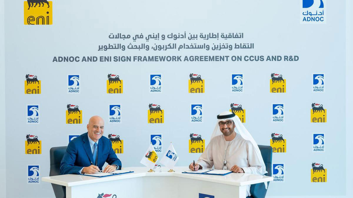 "أدنوك" الإماراتية و"ايني" الإيطالية توقعان اتفاقية في مجال تكنولوجيا التقاط الكربون