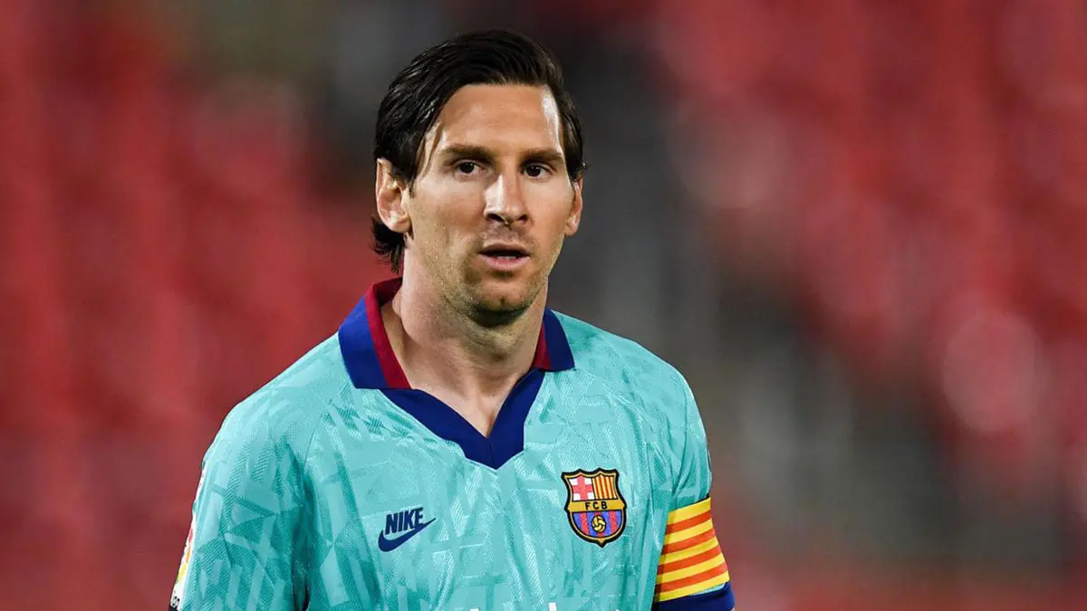 مفاجأة بشأن الشرط الجزائي في عقد ميسي