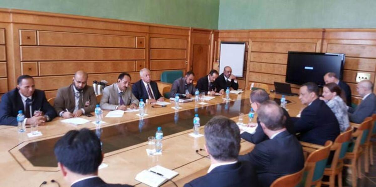 الأطراف اليمنية تتبادل قوائم الأسرى وتوقعات بالإفراج عنهم قريبًا