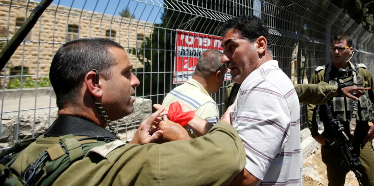 الاحتلال الإسرائيلي يبحث تمديد غلق الضفة الغربية